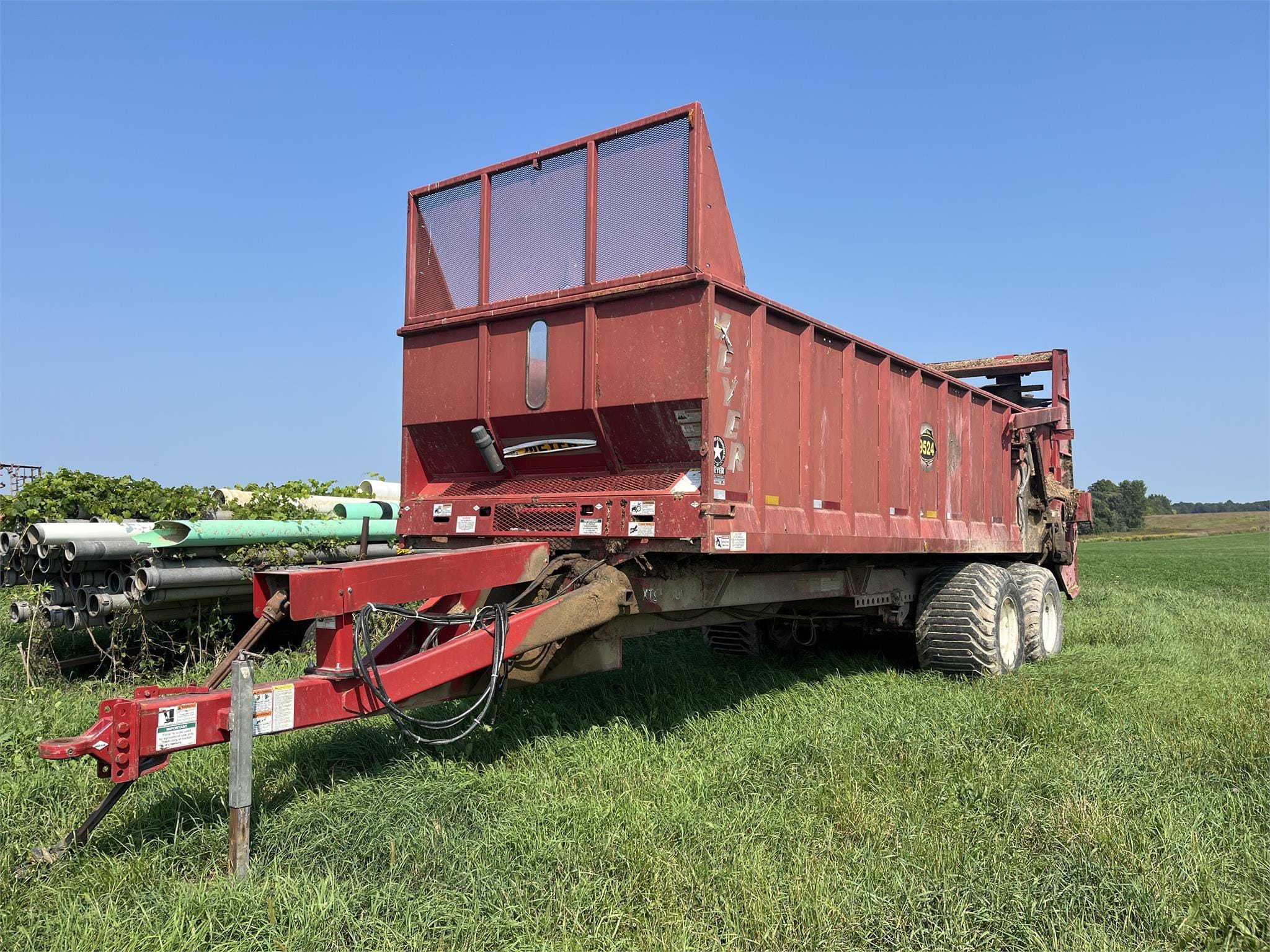 2012 Meyer 9524 Equipment Image0