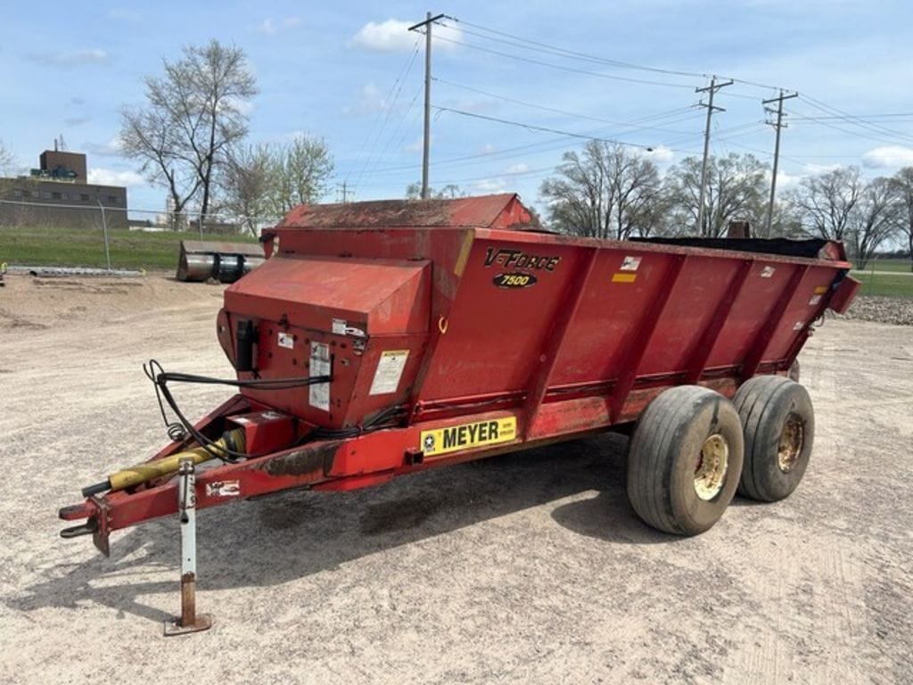 2012 Meyer 7500 Equipment Image0