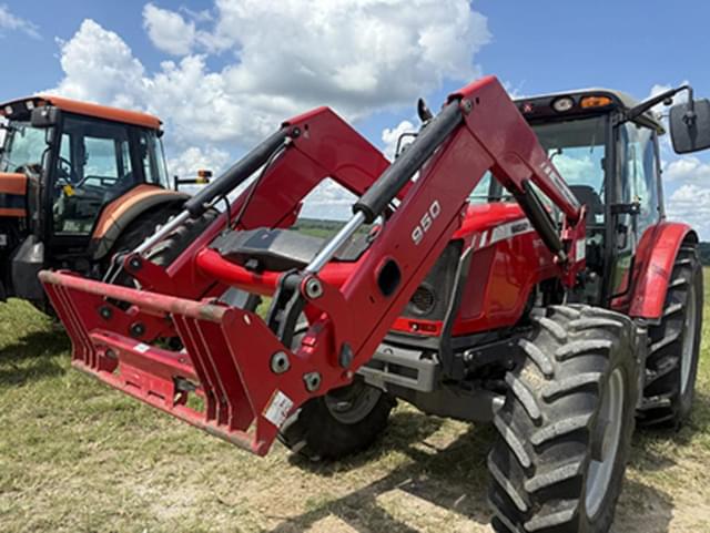 Image of Massey Ferguson 5470 equipment image 2