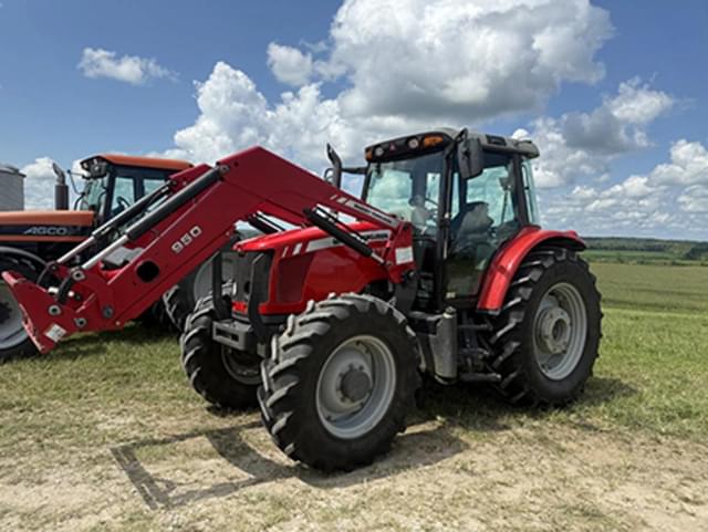 Image of Massey Ferguson 5470 equipment image 1