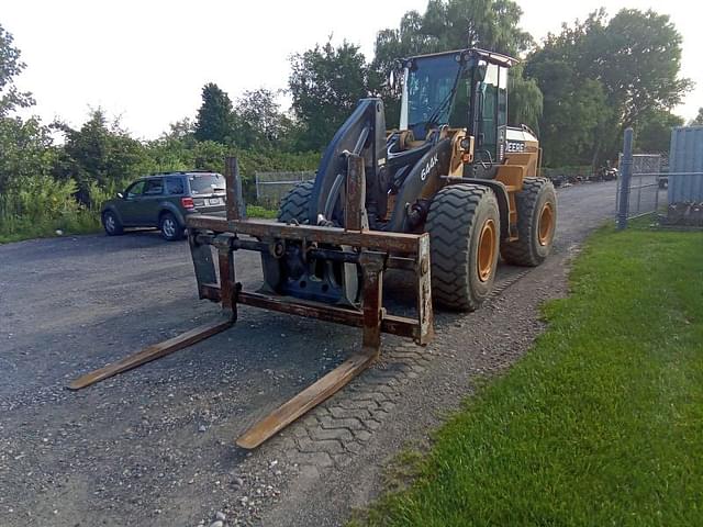 Image of John Deere 644K equipment image 1