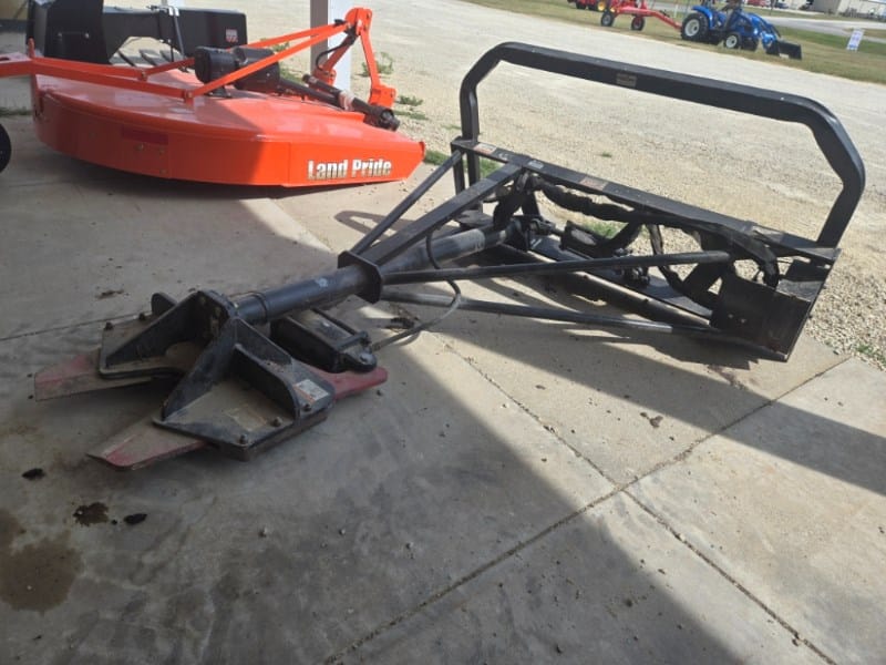 2012 Precision Tree Clipper Equipment Image0