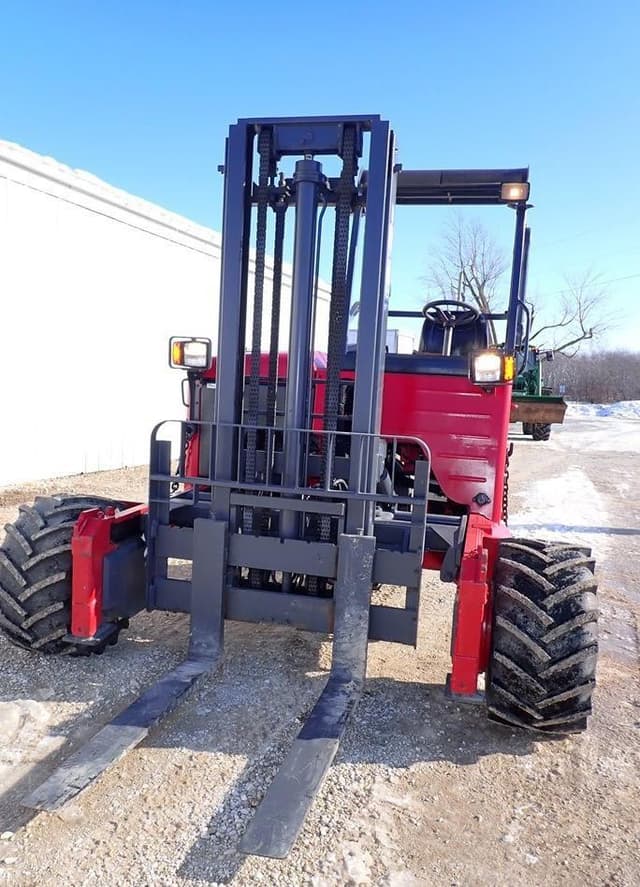 Image of Moffett M55 equipment image 3