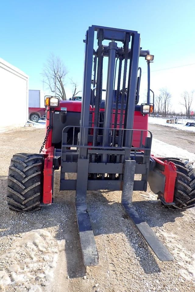 Image of Moffett M55 equipment image 4