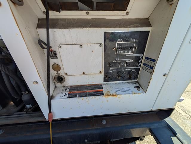 Image of Multiquip DCA-70SSIU equipment image 4