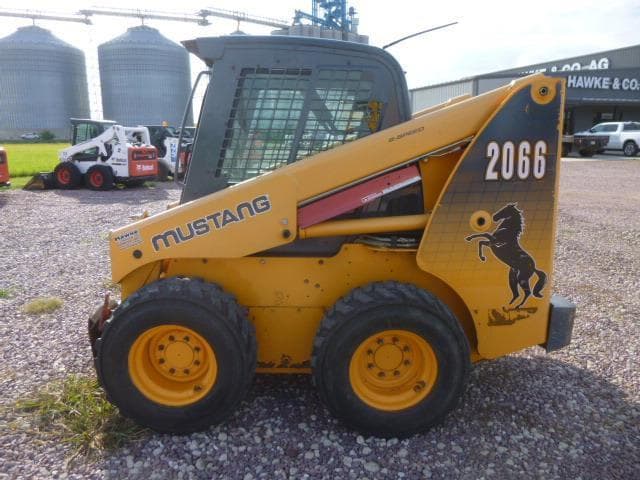 Image of Mustang 2066 equipment image 1