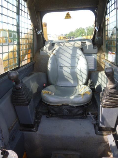 Image of Mustang 2066 equipment image 4