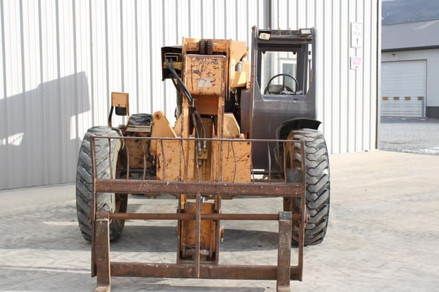 Image of Mustang 642 equipment image 1