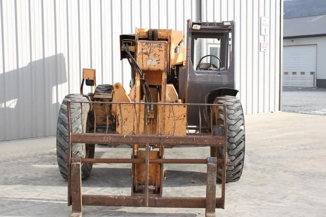 Image of Mustang 642 equipment image 1