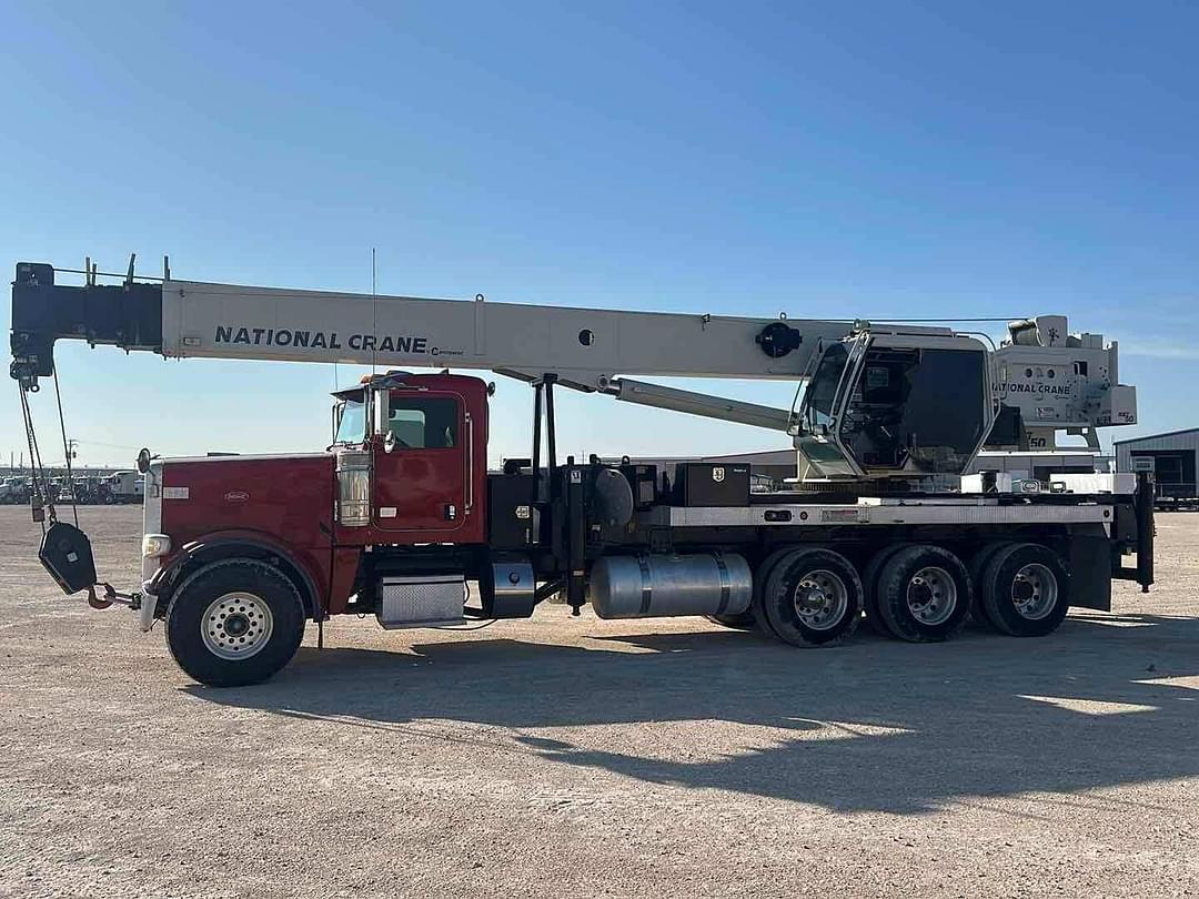 Image of Peterbilt 388 Primary image