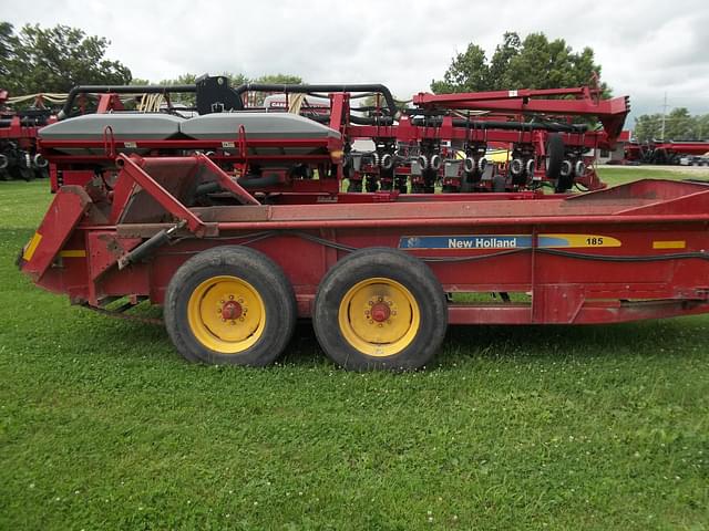 Image of New Holland 185 equipment image 3