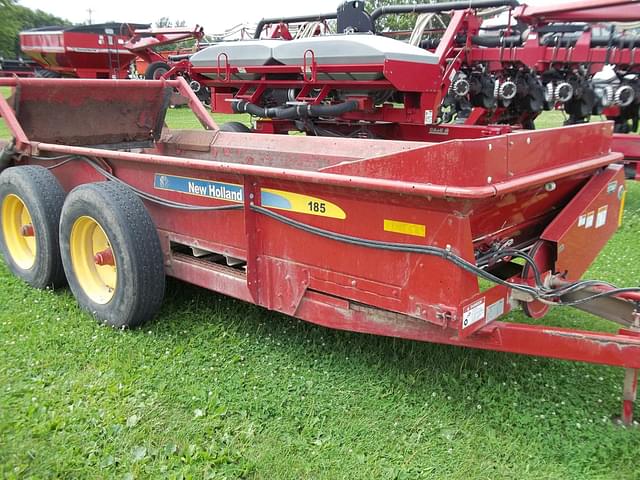 Image of New Holland 185 equipment image 2