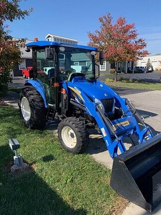 Image of New Holland Boomer 3040 equipment image 3