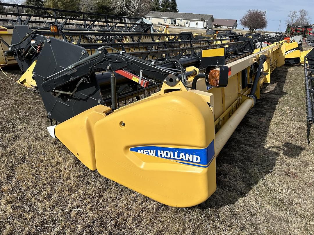 Image of New Holland 740CF Image 1