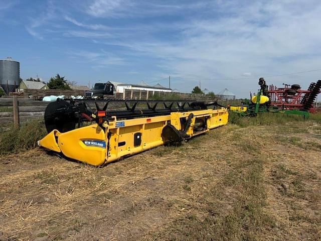 Image of New Holland 880CF equipment image 1