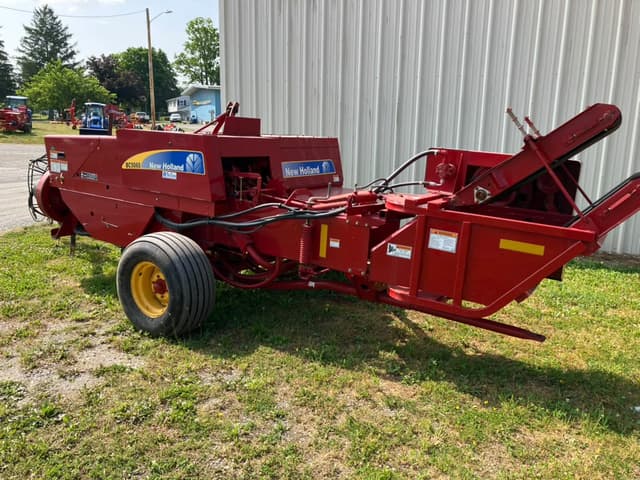 Image of New Holland BC5060 equipment image 1