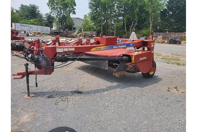 Image of New Holland H7230 equipment image 2