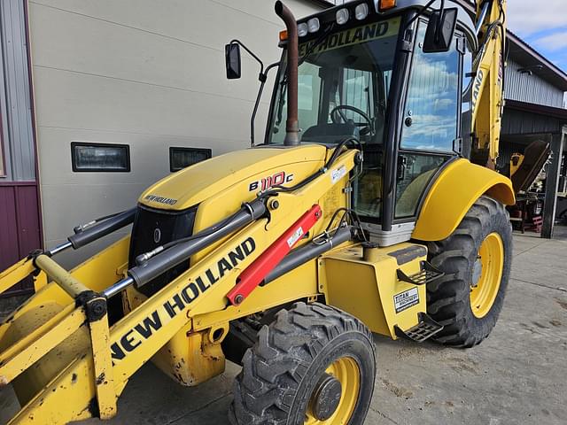 Image of New Holland B110C equipment image 2