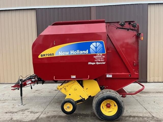 Image of New Holland BR7060 Silage Special equipment image 1