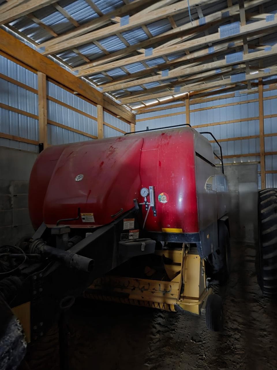 Image of New Holland BB9060 Image 1