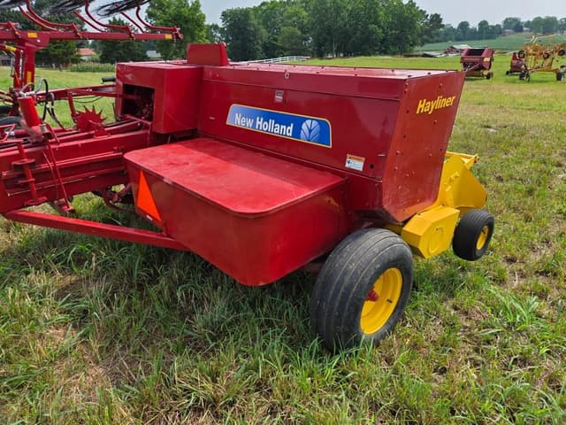 Image of New Holland BC5070 equipment image 4