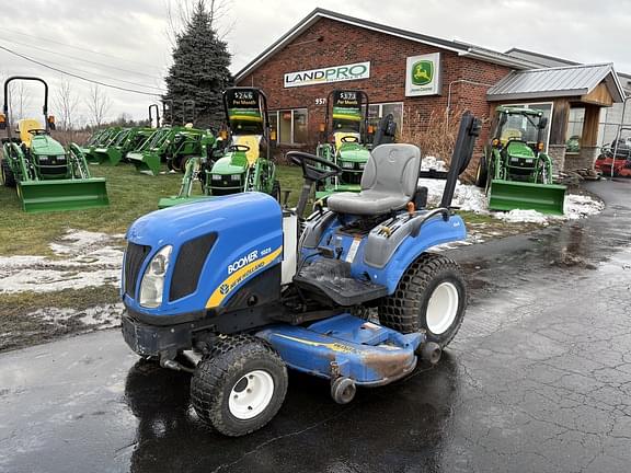 Image of New Holland Boomer 1025 Image 0