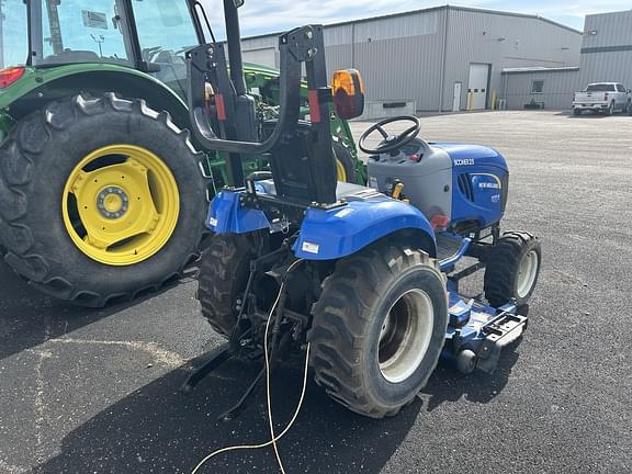 Image of New Holland Boomer 25 equipment image 3