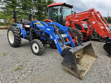 Main image New Holland Boomer 35