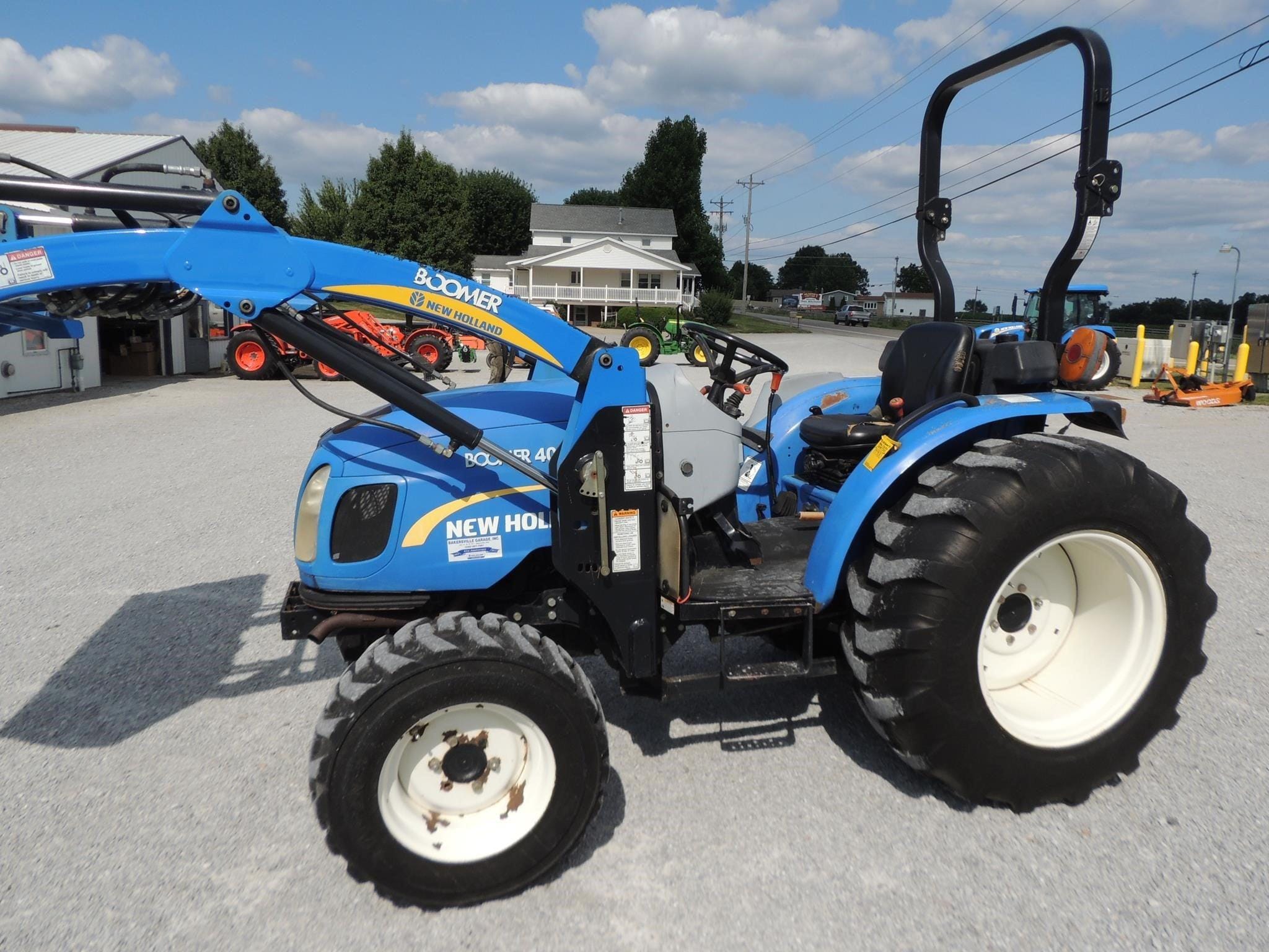 2012 New Holland Boomer 40 Equipment Image0