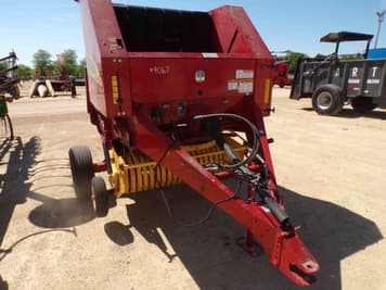Main image New Holland BR7050