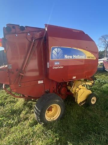 Image of New Holland BR7060 CropCutter Primary image