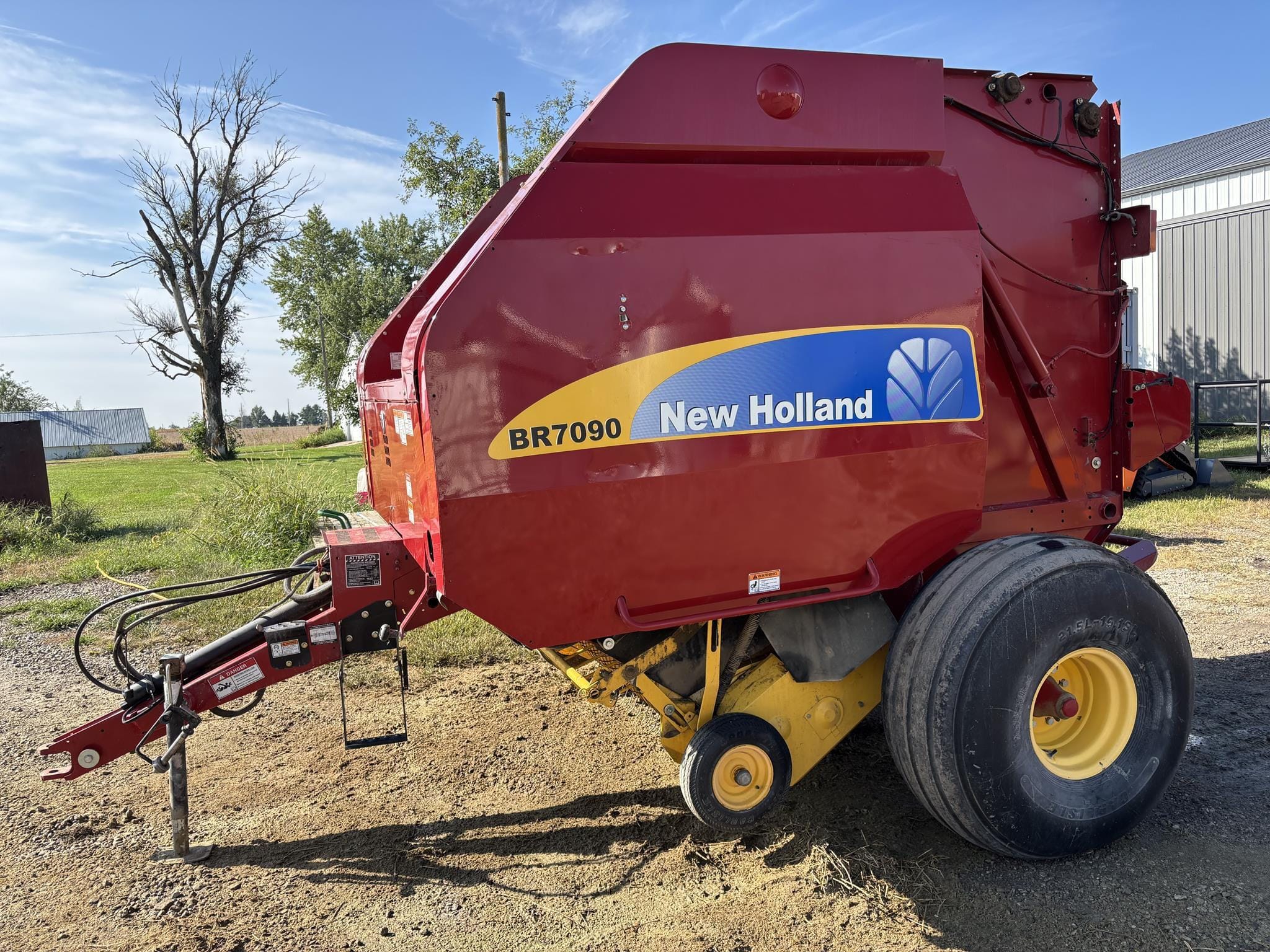 Main image New Holland BR7090