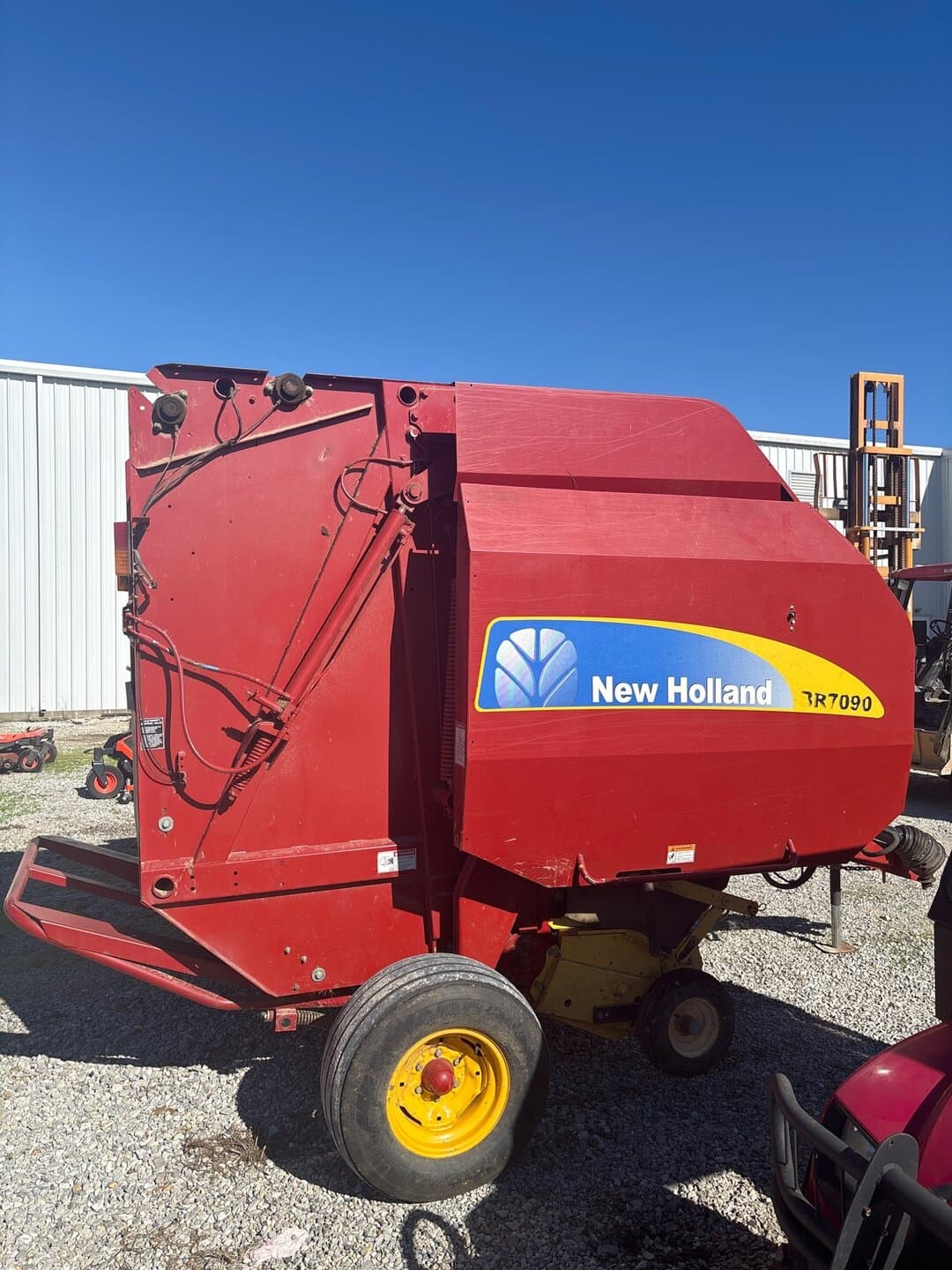 Image of New Holland BR7090 Primary image