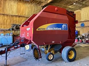 2012 New Holland BR7090 Equipment Image0