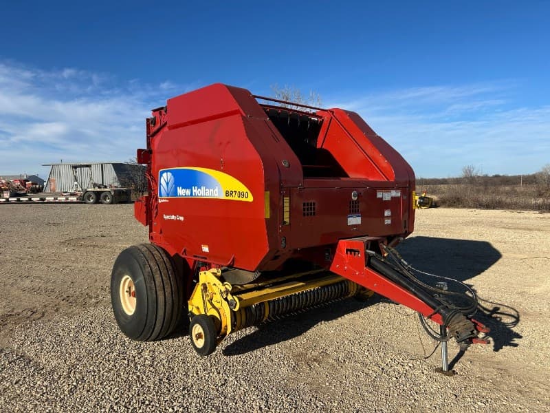 Image of New Holland BR7090 Specialty Crop Primary image