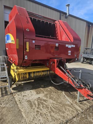 2012 New Holland BR7090 Image