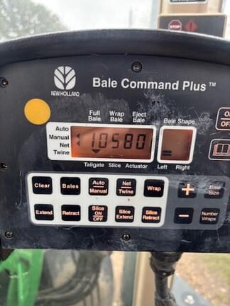 Image of New Holland BR7090 equipment image 4