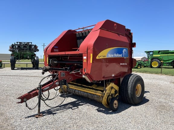 2012 New Holland BR7090 Equipment Image0