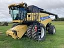 2012 New Holland CR7090 Image