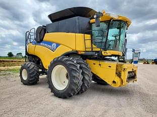 2012 New Holland CR8090 Equipment Image0