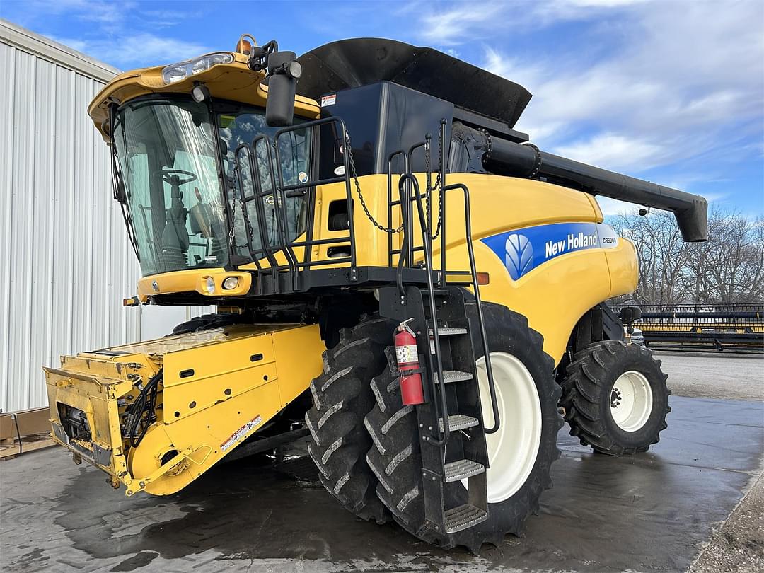 Image of New Holland CR9060 Primary image