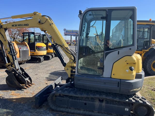 Image of New Holland E55BX equipment image 1