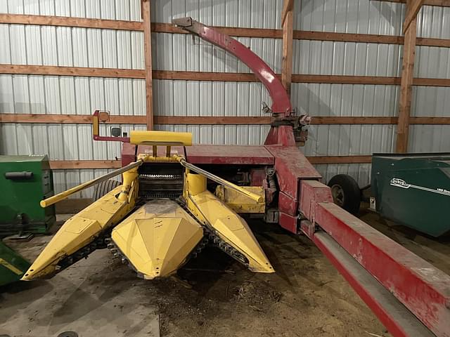 Image of New Holland FP230 equipment image 1