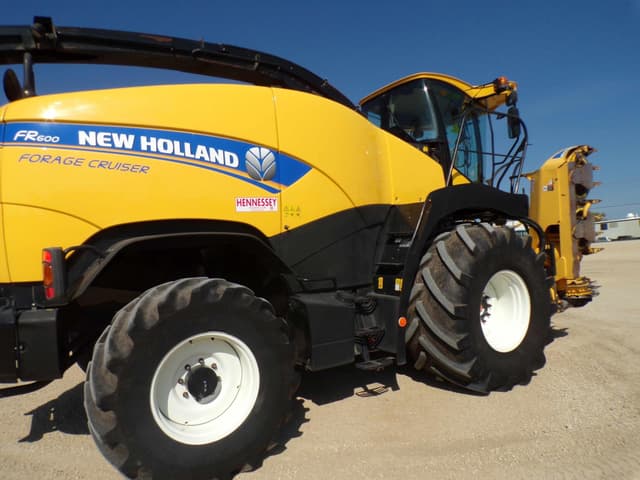Image of New Holland FR600 equipment image 1