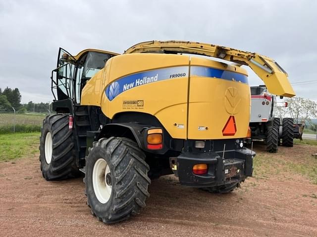 Image of New Holland FR9060 equipment image 1