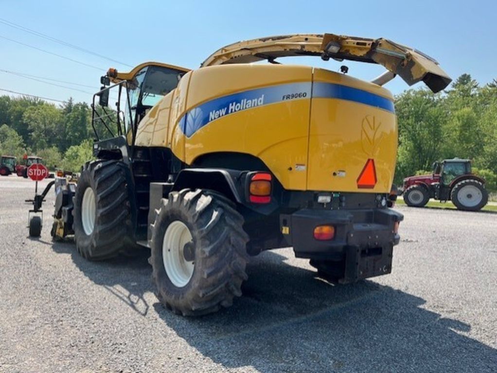 2012 New Holland FR9060 Equipment Image0