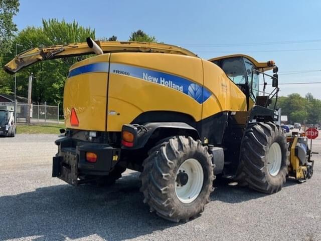Image of New Holland FR9060 equipment image 2
