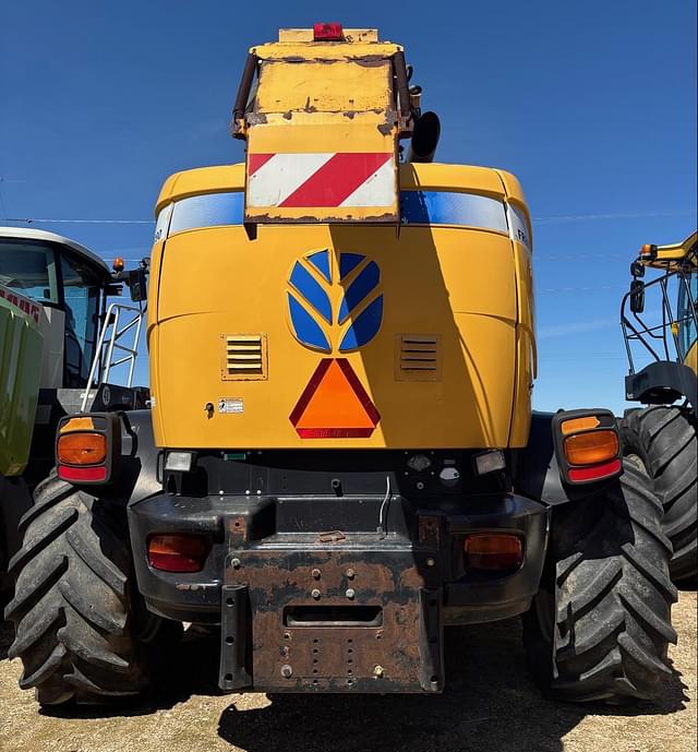 Image of New Holland FR9090 equipment image 4