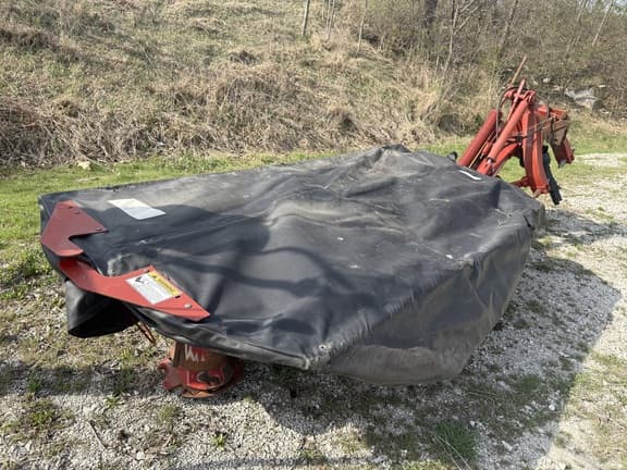 Image of New Holland H6750 equipment image 4