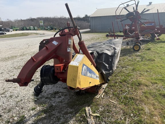 2012 New Holland H6750 Equipment Image0